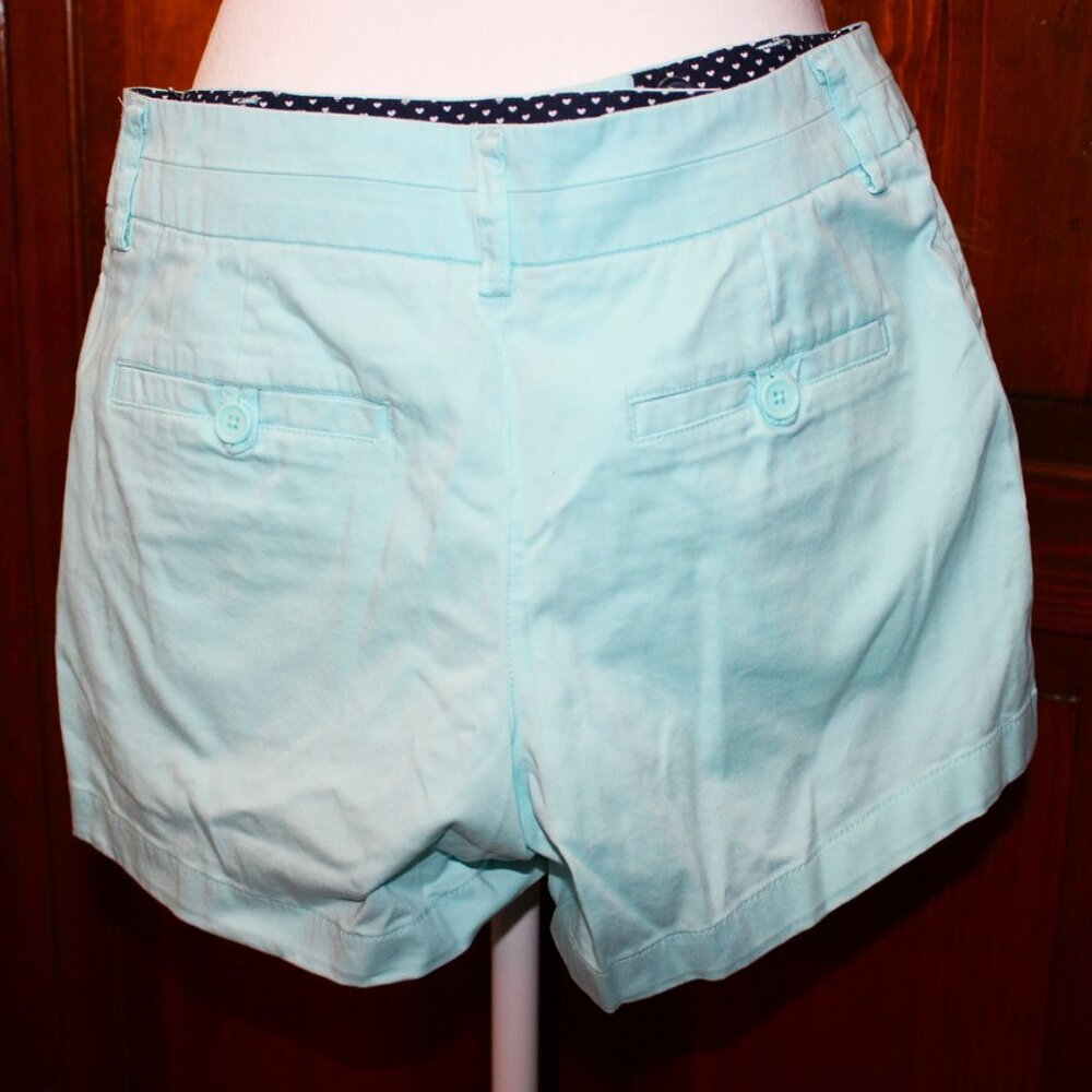 Shorts - Picture 2 of 5